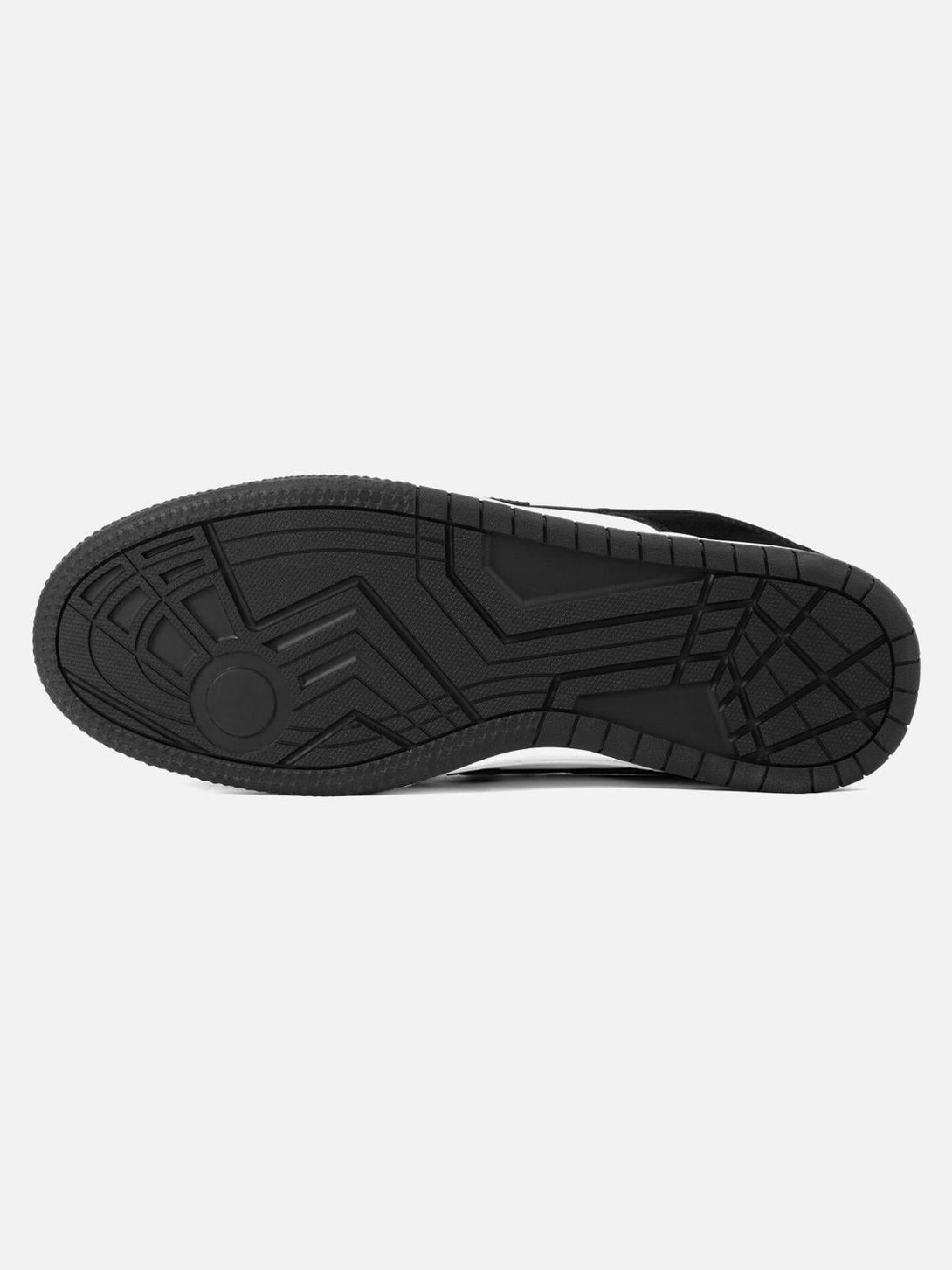 Detailed view of the sole design on TALISHKO Niche Board Casual Shoes, emphasizing grip pattern.