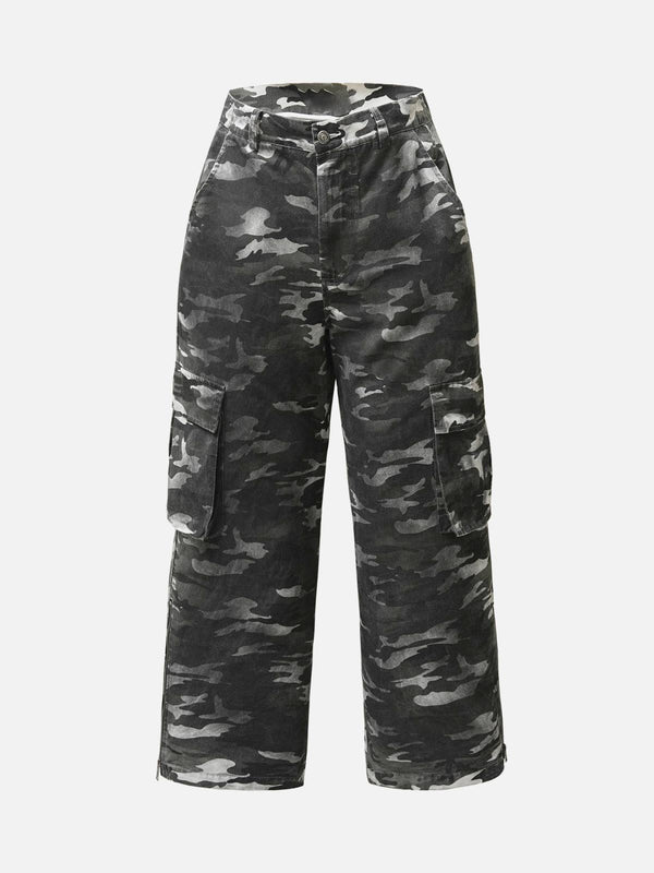 Front view of classic camouflage cargo pants by TALISHKO, featuring a retro multi-pocket design.