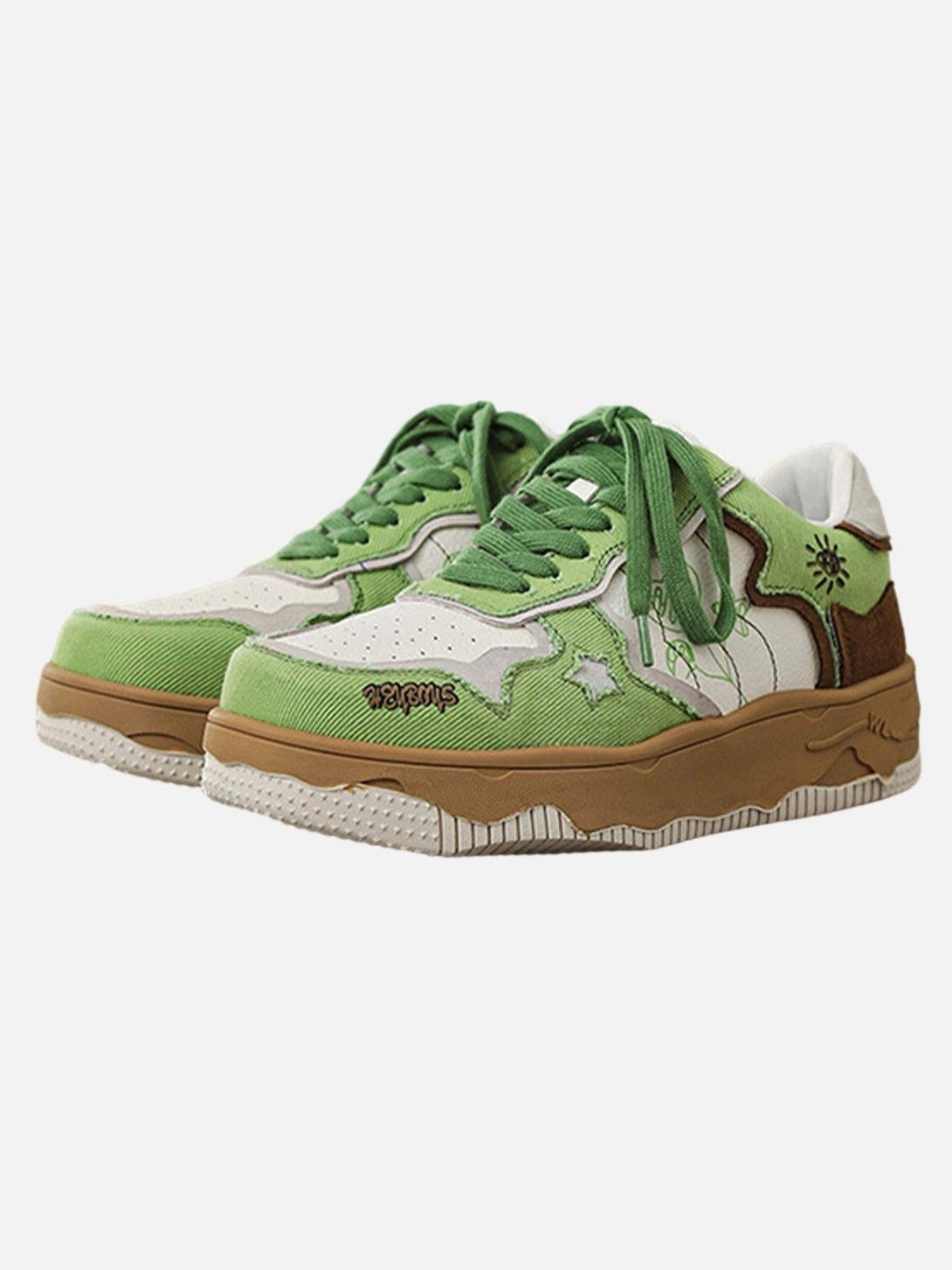 TALISHKO's green board shoes, front view, featuring star details and thick soles for a trendy look.