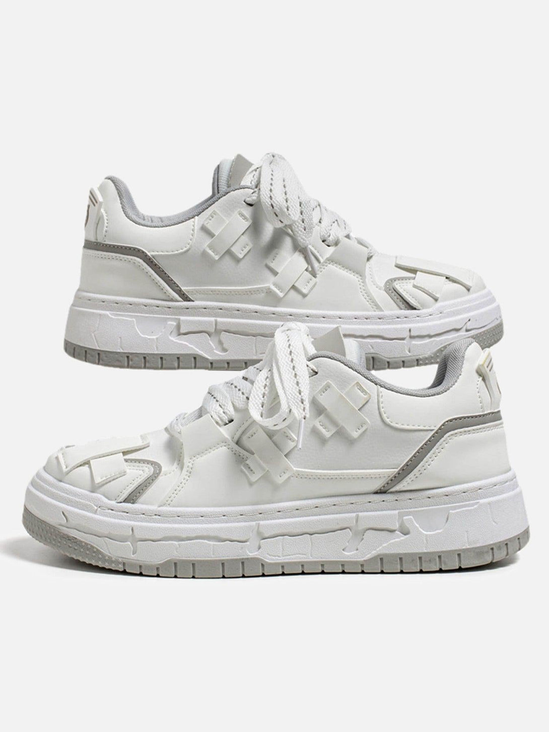 TALISHKO white thick-soled board shoes, front view showcasing modern details and style.