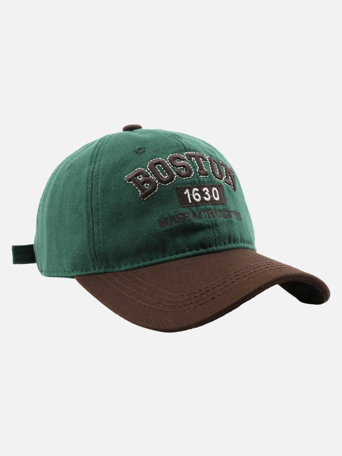 Front view of TALISHKO cap in green and brown with Boston embroidery for a vintage street style.