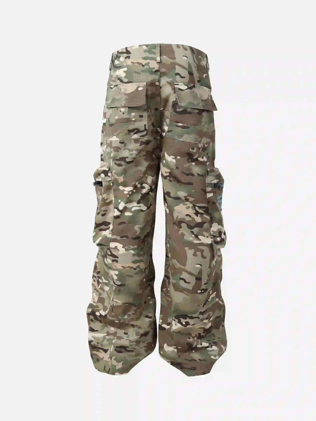 Back view of TALISHKO camouflage pants, highlighting a hip-hop streetwear vibe.